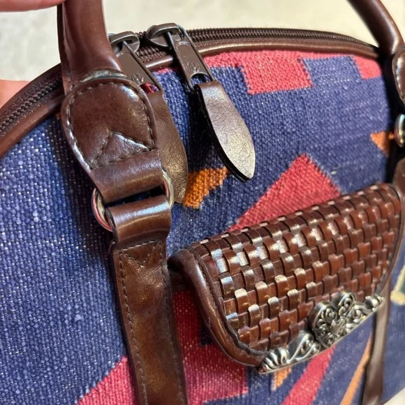 Vintage Laura Gayle Legacy
Southwestern Style Handbag Purse Satchel Shoulder Bag - Picture 14 of 16